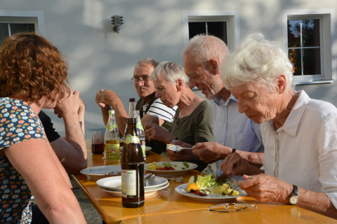 beim Grillen